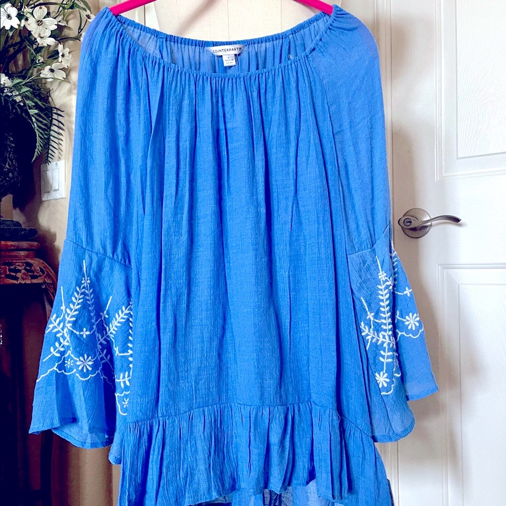 NWT - Counterparts Off the Shoulder Blouse